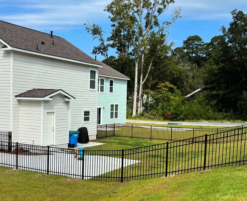 fence repair services bottom